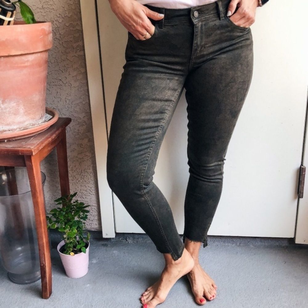 Zara Dark Green Slim Cropped Jeans
